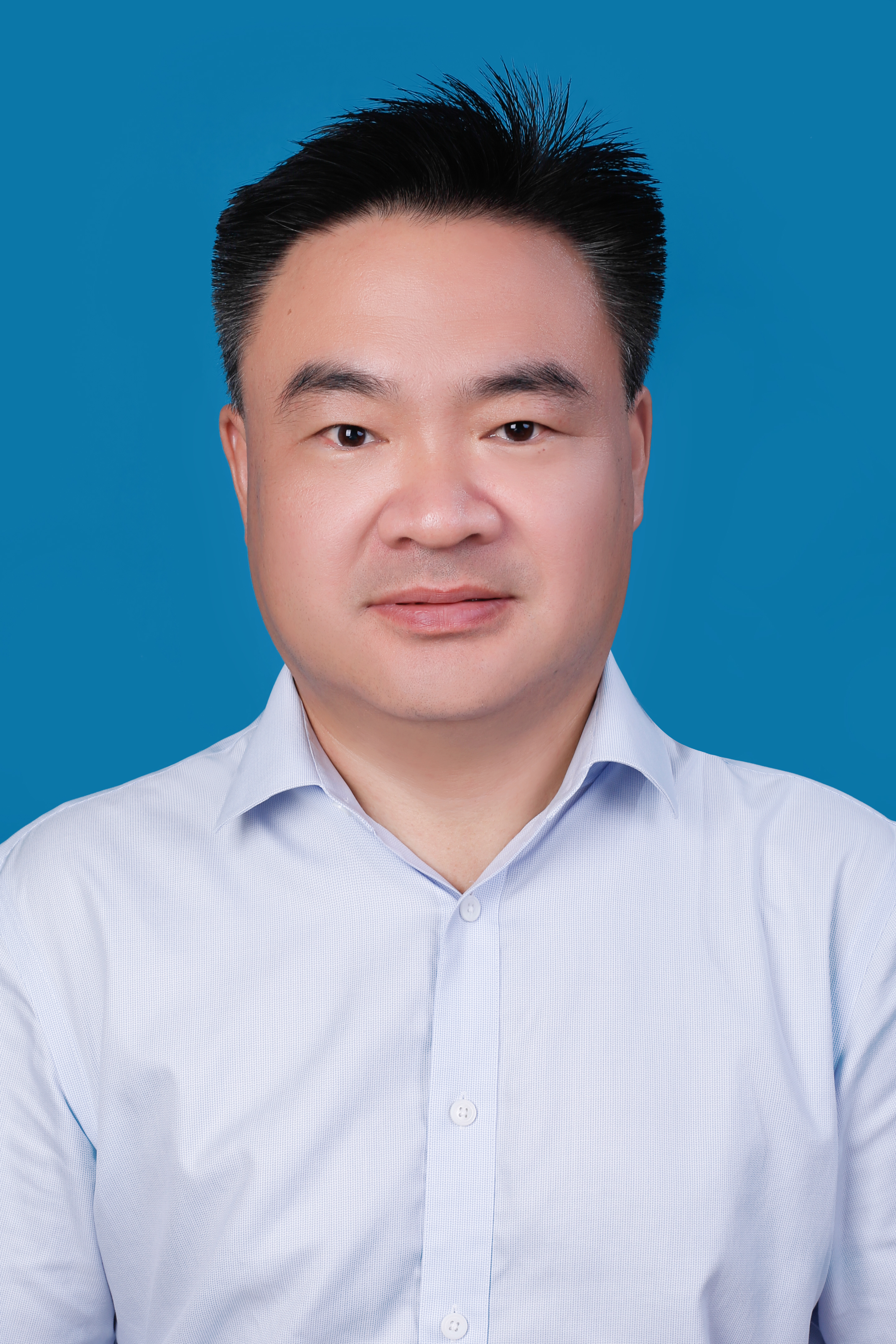 潘海船区政府副区长、党组成员